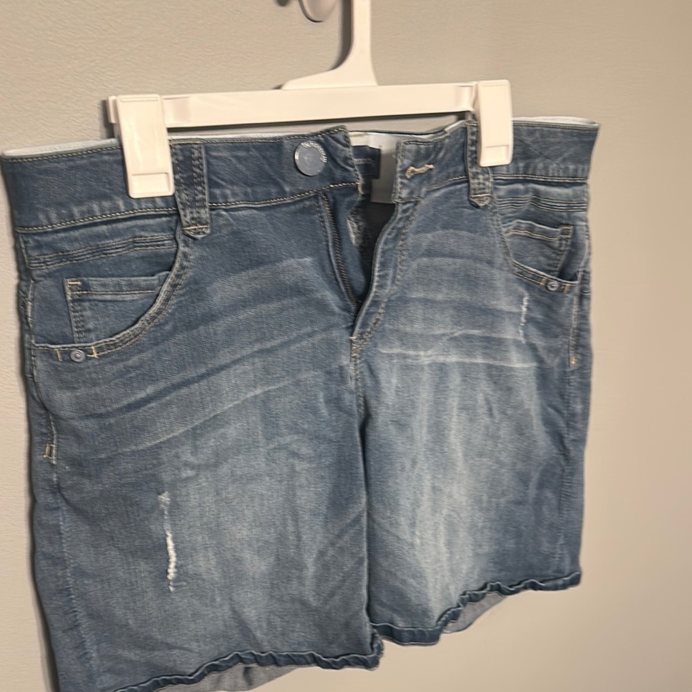Democracy Stylish Blue Denim Shorts 16W